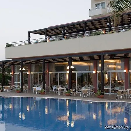 מלון Sentido Kouzalis 4*