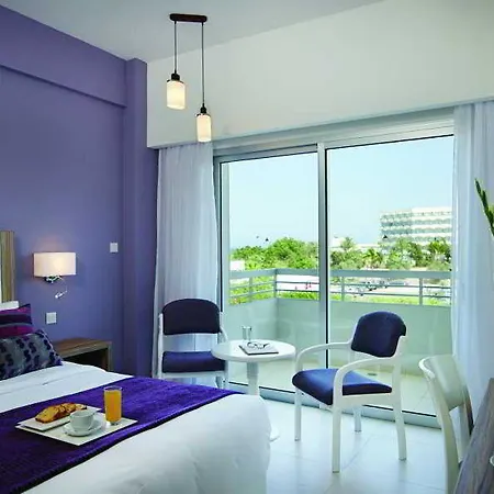 Sentido Kouzalis ホテル プロタラス